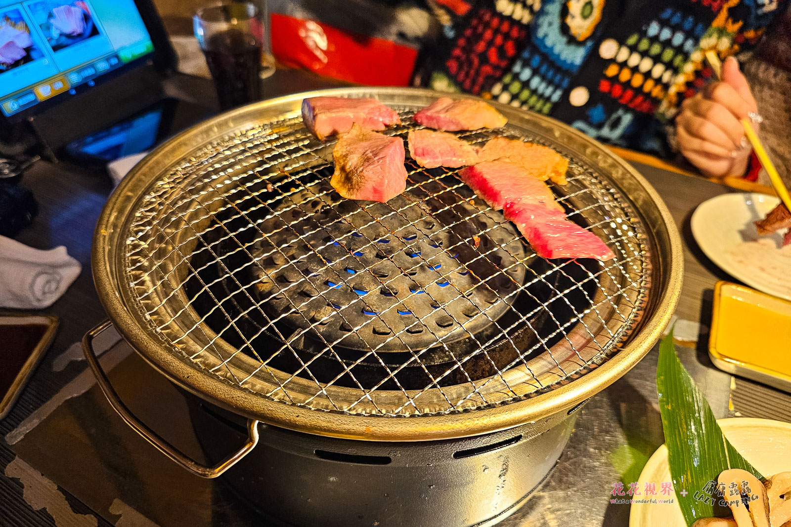粉紅色的和牛真是賞心悅目。