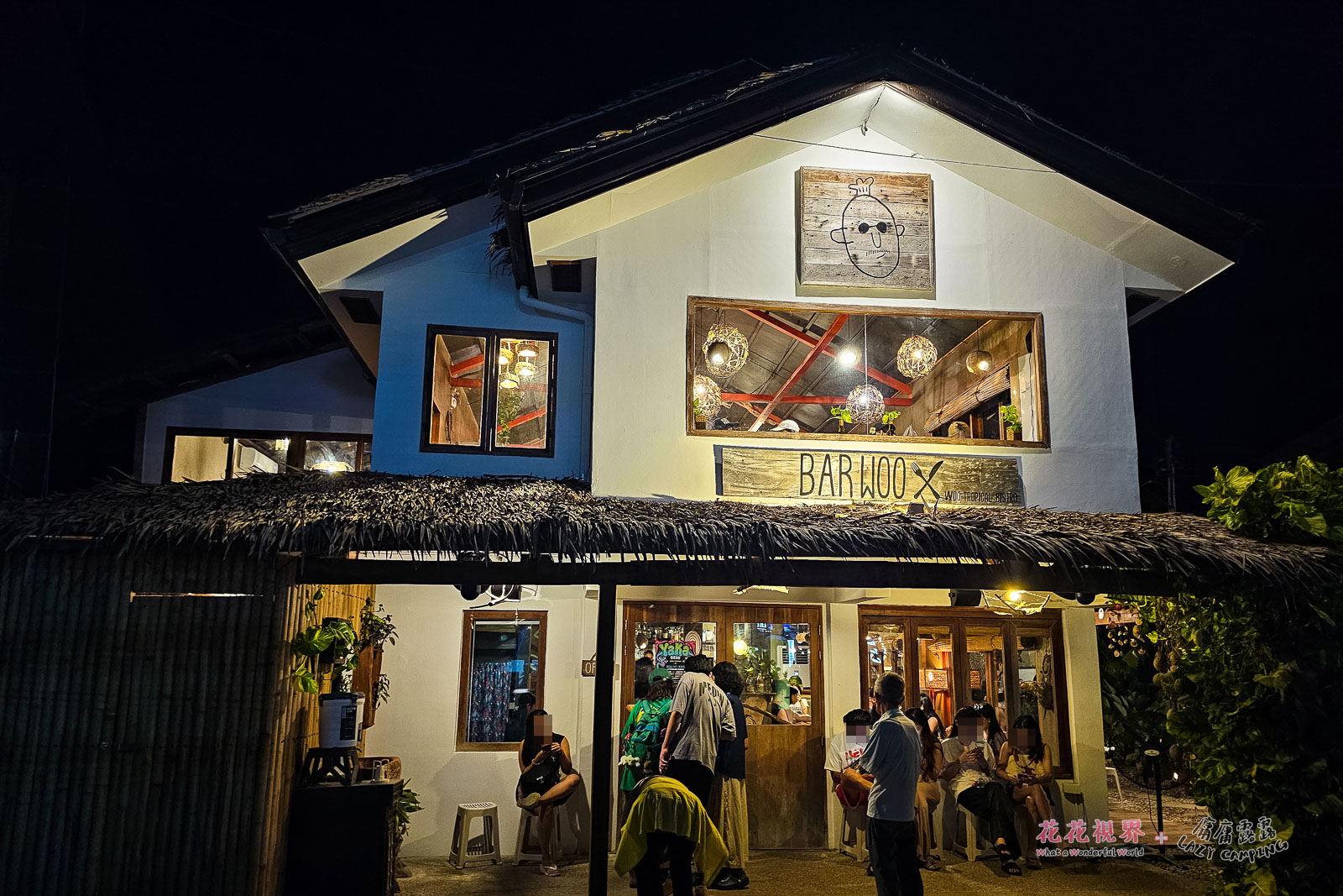 走到BARWOO餐廳之時,已有不少人在排隊