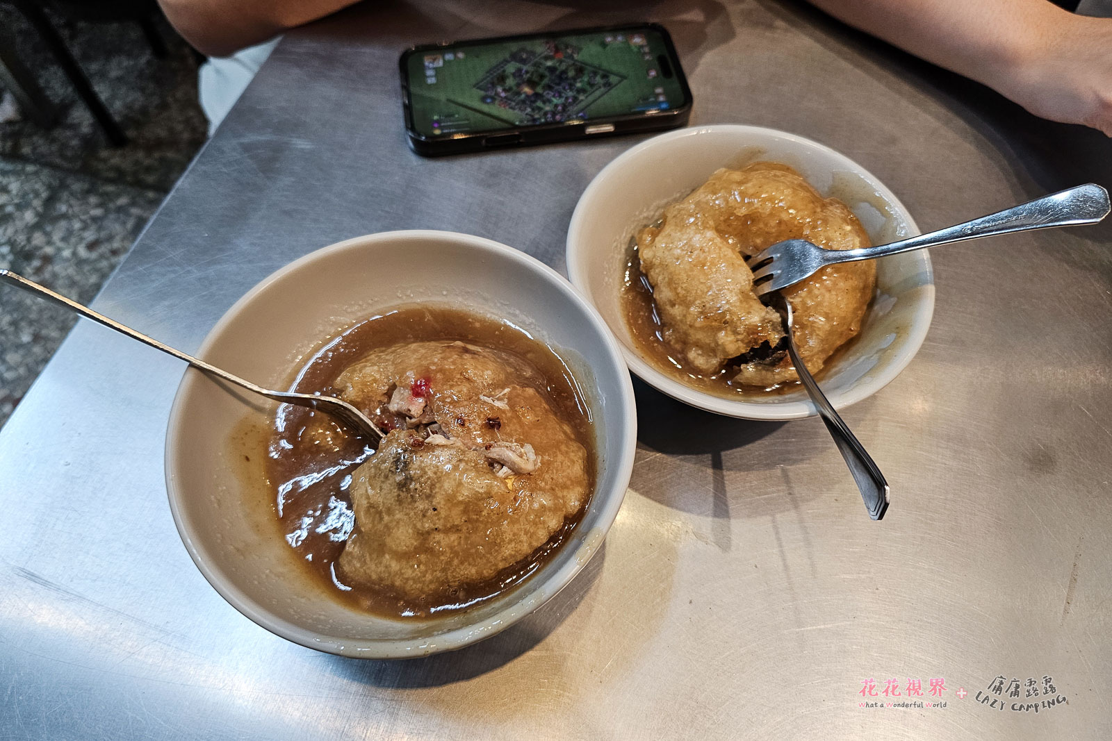大肉圓跟小肉圓,差距是看得出來的